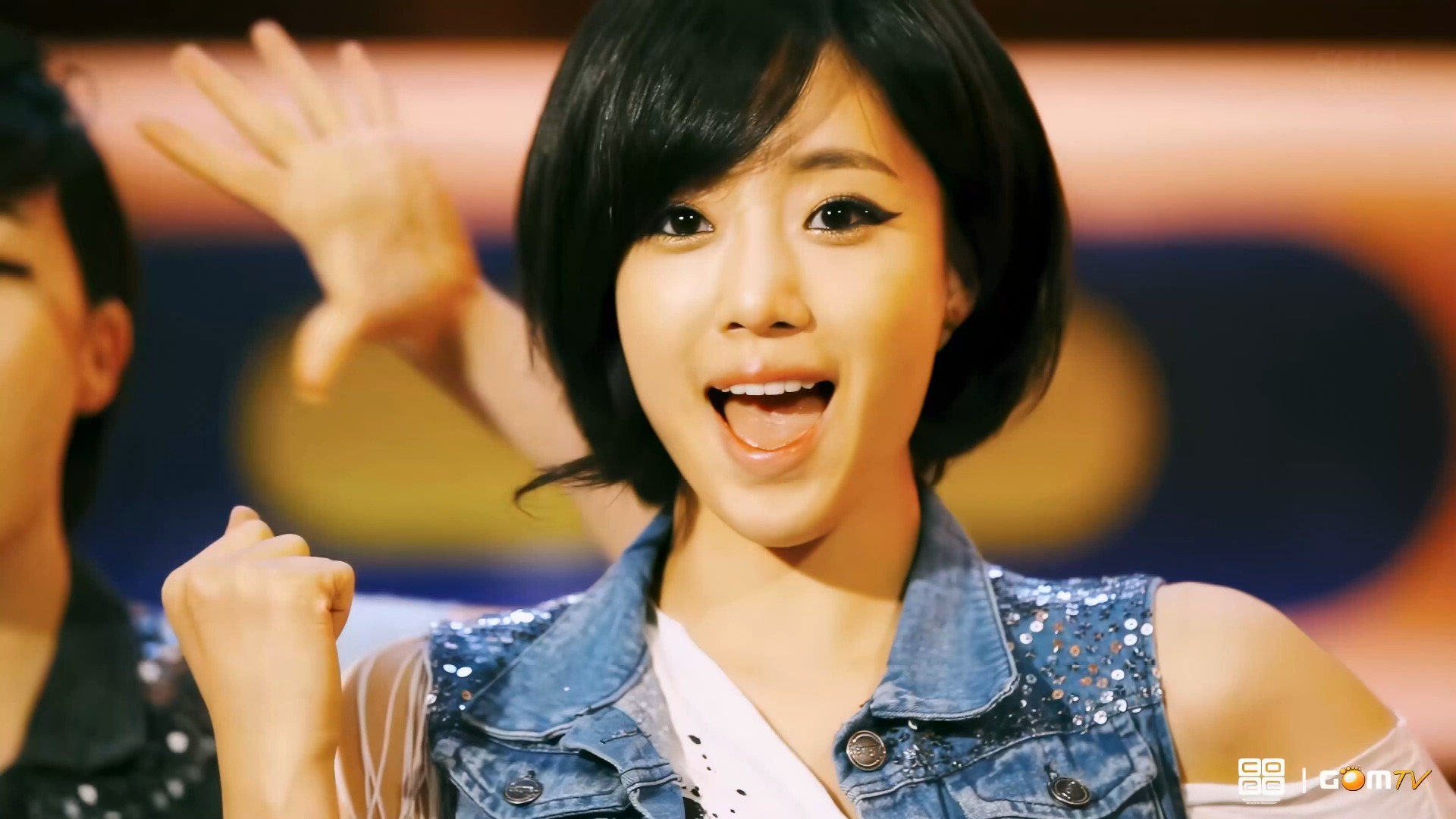 【4KMV】♔T-ARA♔ Round & Round 韩文版 MV